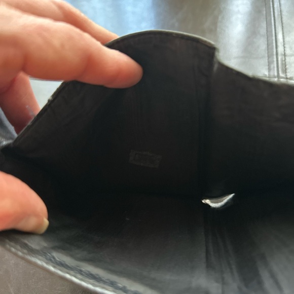 Chanel Wallet - Picture 8 of 12